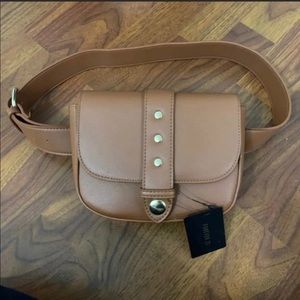 Beige Tan Faux Leather Bag NWT 🛒